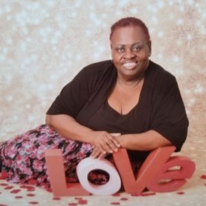 Meet your Posher, Sharon